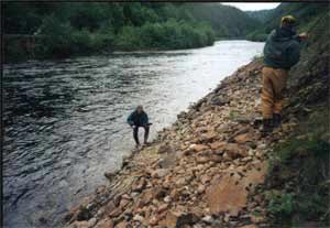 Mats kymling from Stockholm, has just caught a salmon of 10kg.