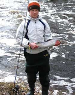 Kevin first trout downstream Bingafallet