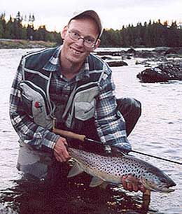 Fin Ammarnäs öring tagen av Daniel Holmqvist. Foto: Erik Rehäll