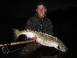 Lax på 6,65 kg tagen av John Eriksson, Neitigården. Landad på fluga den 19/8-06.