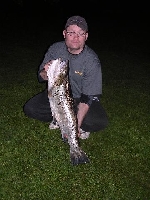 Michael Jonsson med sin drömöring fångad i Klarälven Forshaga den 1/6 2007
Gullspångsöring
