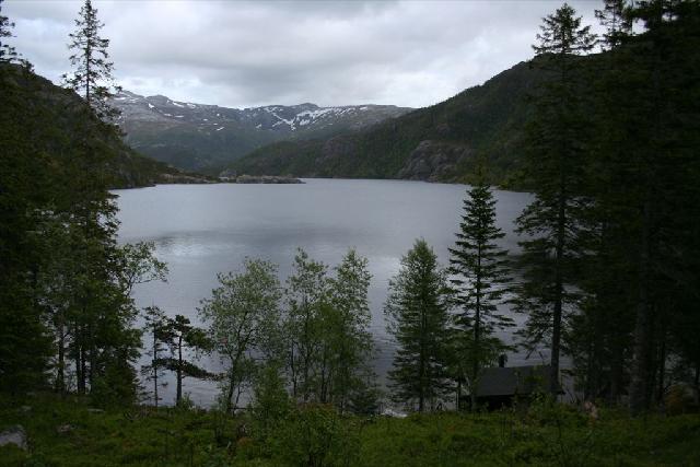 Utsikt fra Sagmesetereidet over Eidevatn