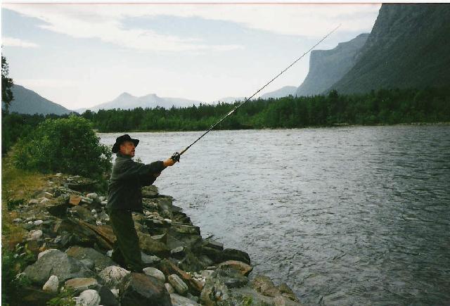 Fiskare på Reisaelva