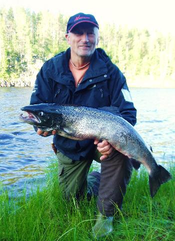 Lax på 6,2kg tagen av Bror Eriksson, Neitigården.