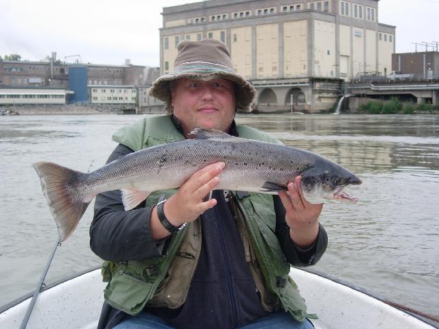 Roine Berglund med Larry i Lilla Edet hösten 2008......